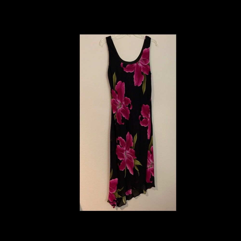 Elegant Sun/party dress by Jessica Howard. Size 12